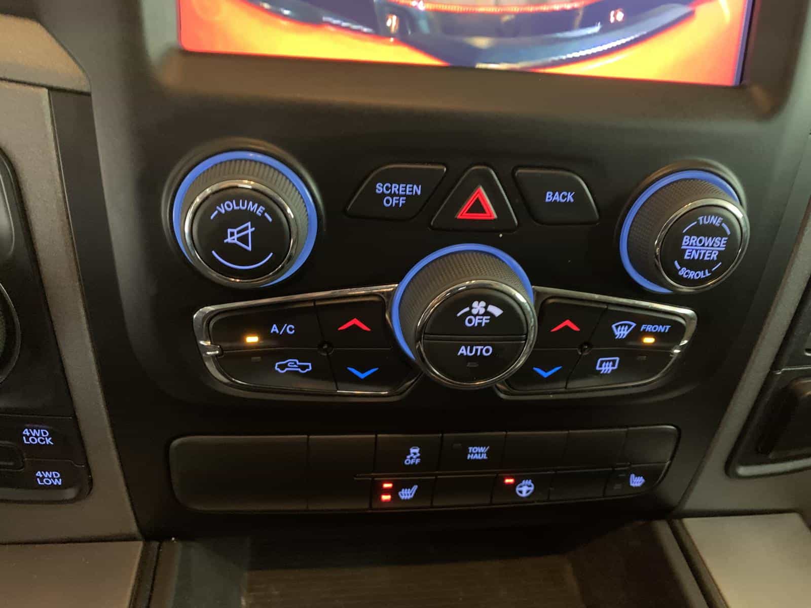 2023 RAM 1500 Express - Image 18