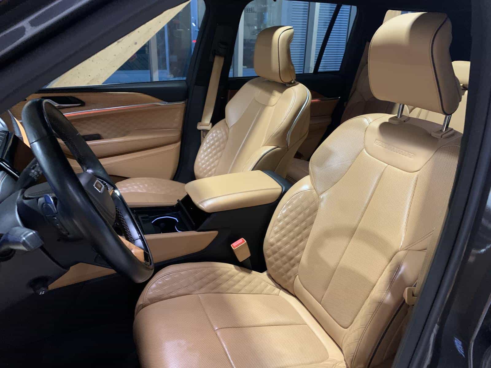 2022 Jeep Grand Cherokee Summit Reserve Summit - Image 11