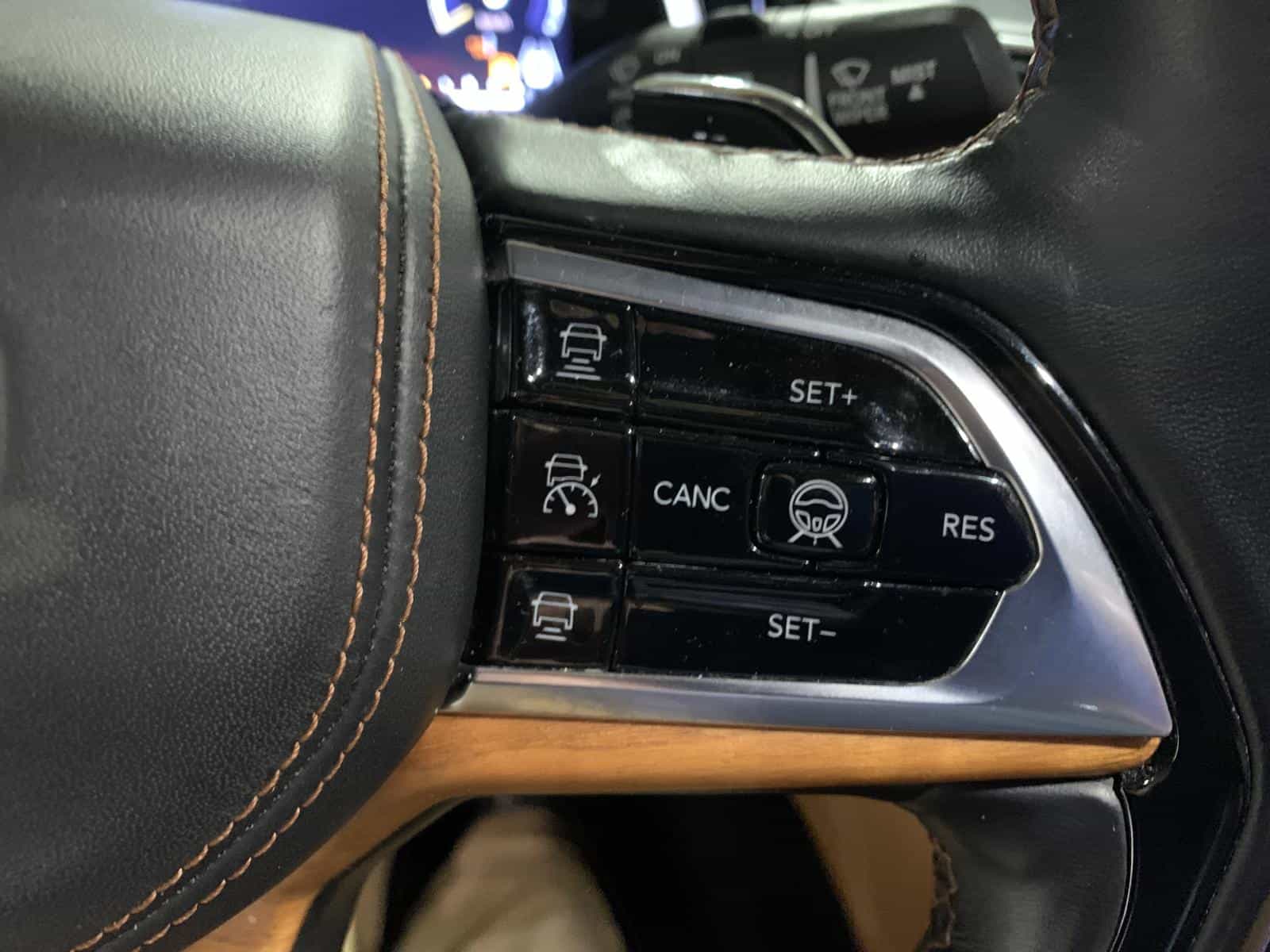 2022 Jeep Grand Cherokee Summit Reserve Summit - Image 20