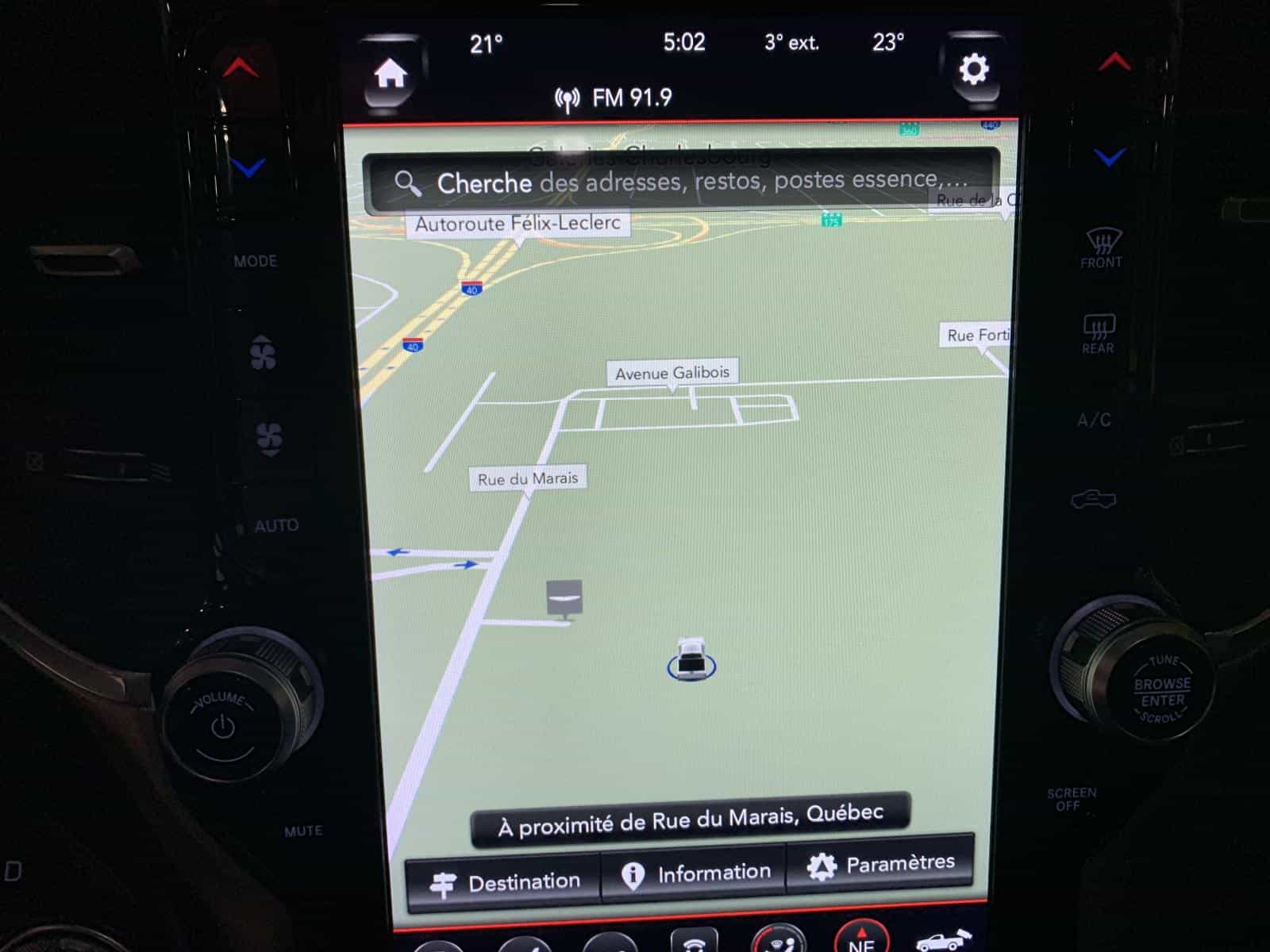 2019 RAM 1500 Laramie - Image 23