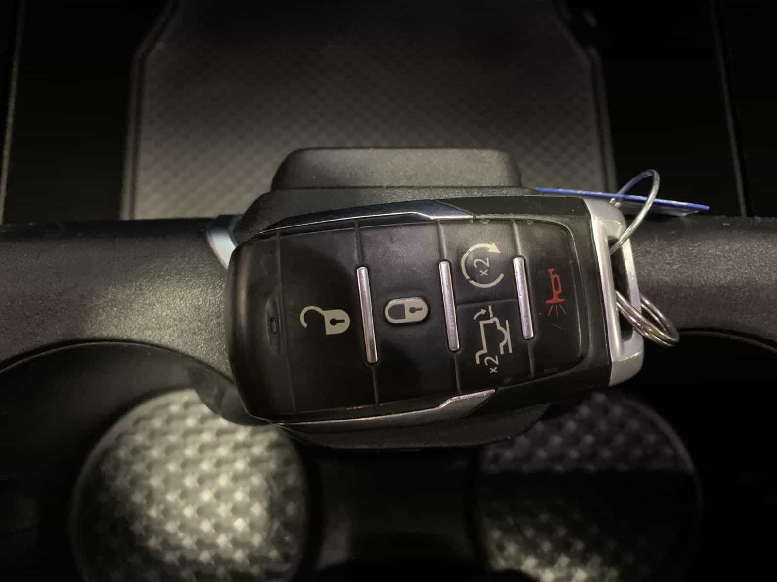 2019 RAM 1500 Laramie - Image 29