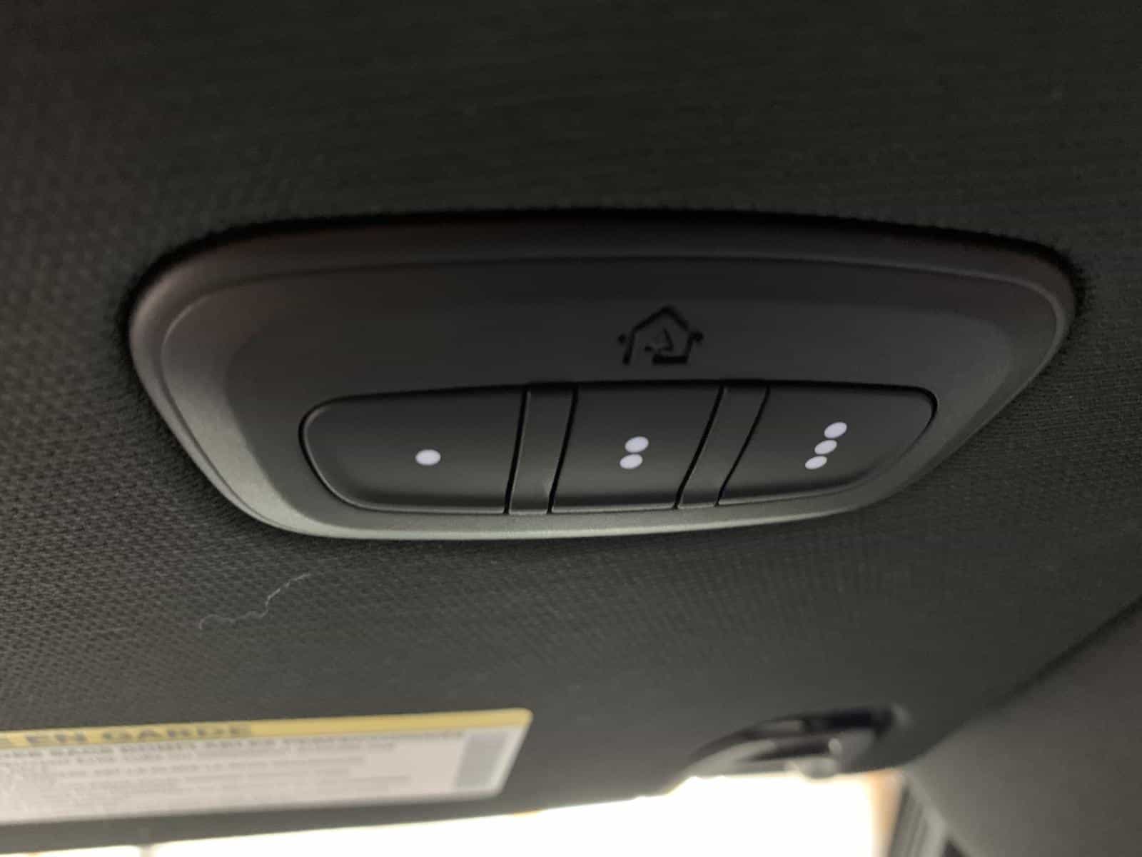 2019 RAM 1500 Laramie - Image 32