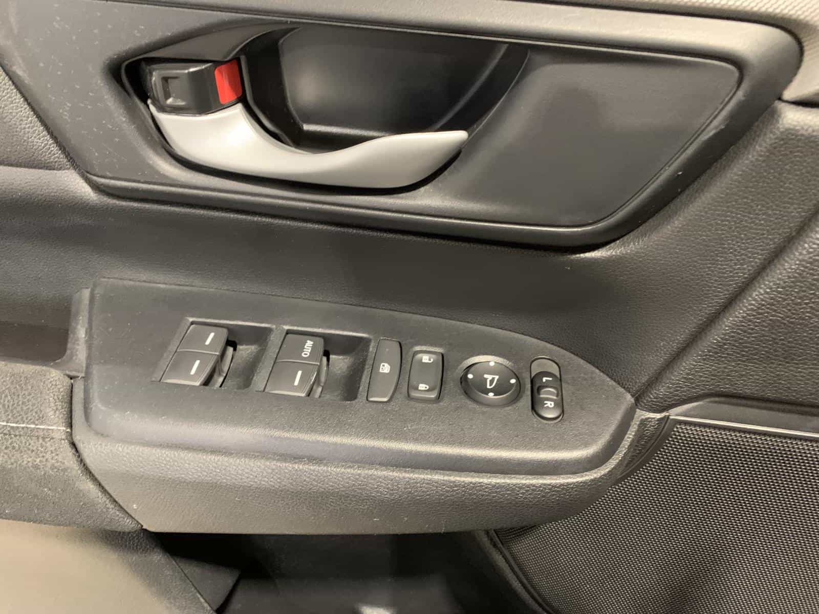 2018 Honda Cr-V Lx LX - Image 20