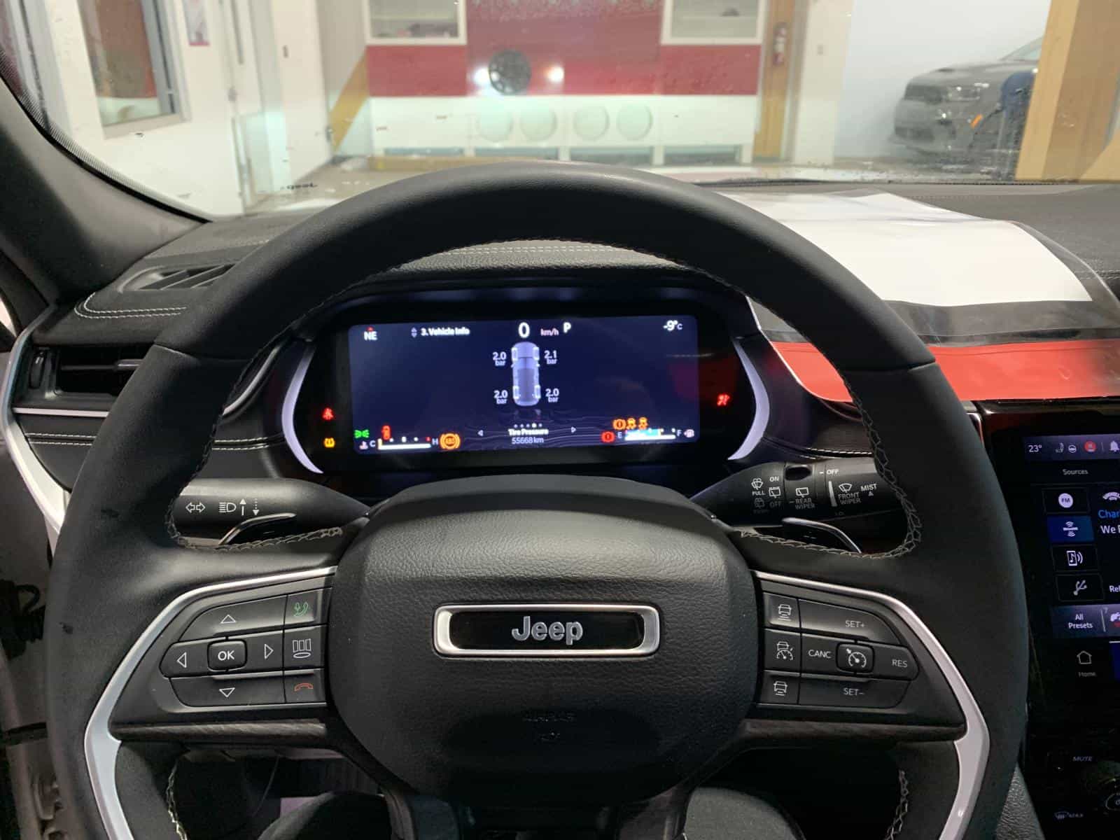 2024 Jeep Grand Cherokee Limited Limited - Image 14