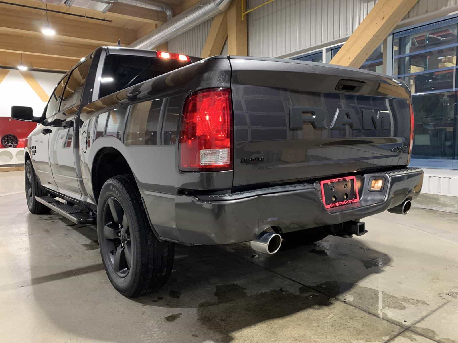 Image 3 RAM 1500 CLASSIC TRADESMAN Express 2019