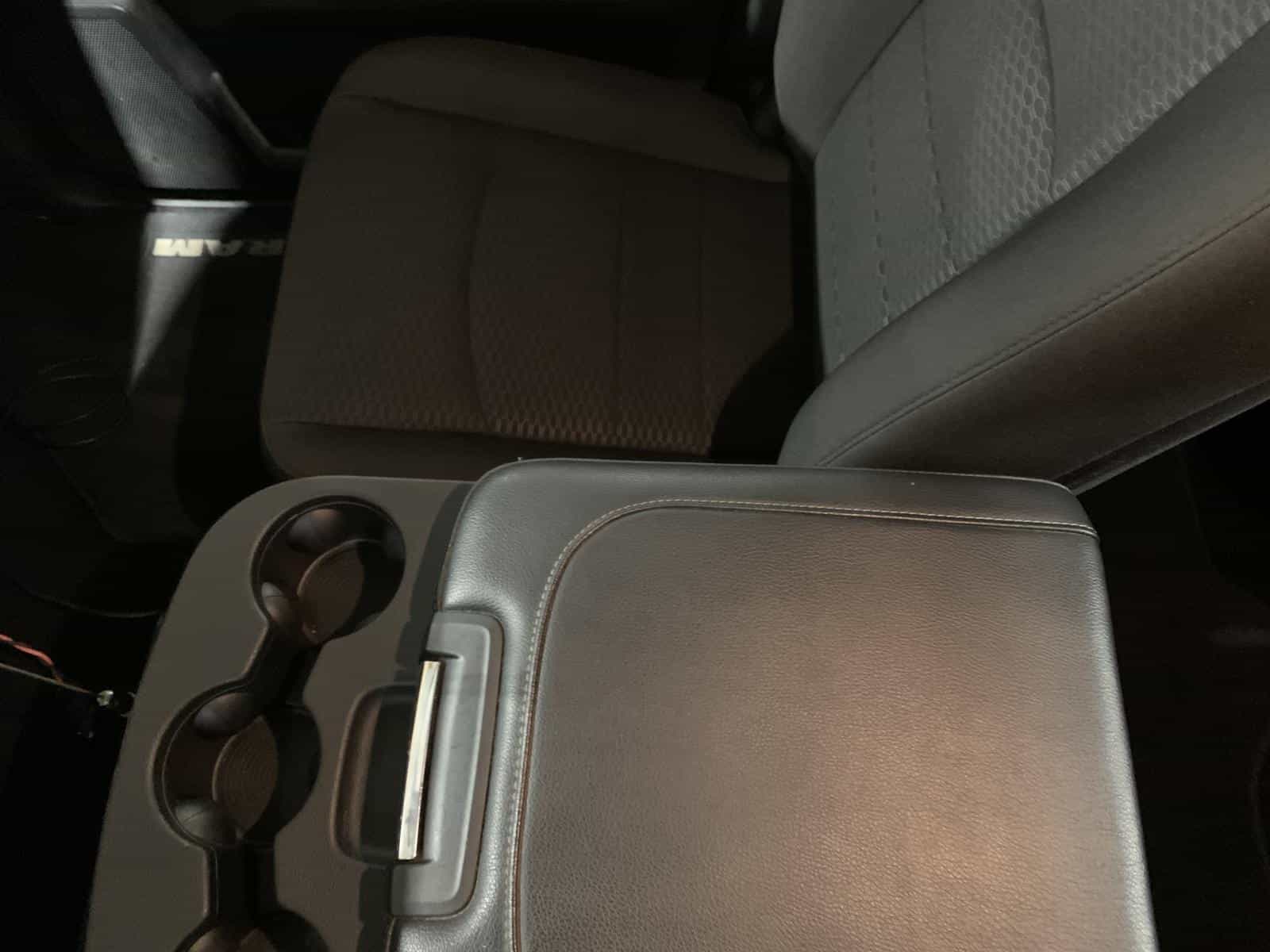 Image 21 RAM 1500 CLASSIC TRADESMAN Express 2019