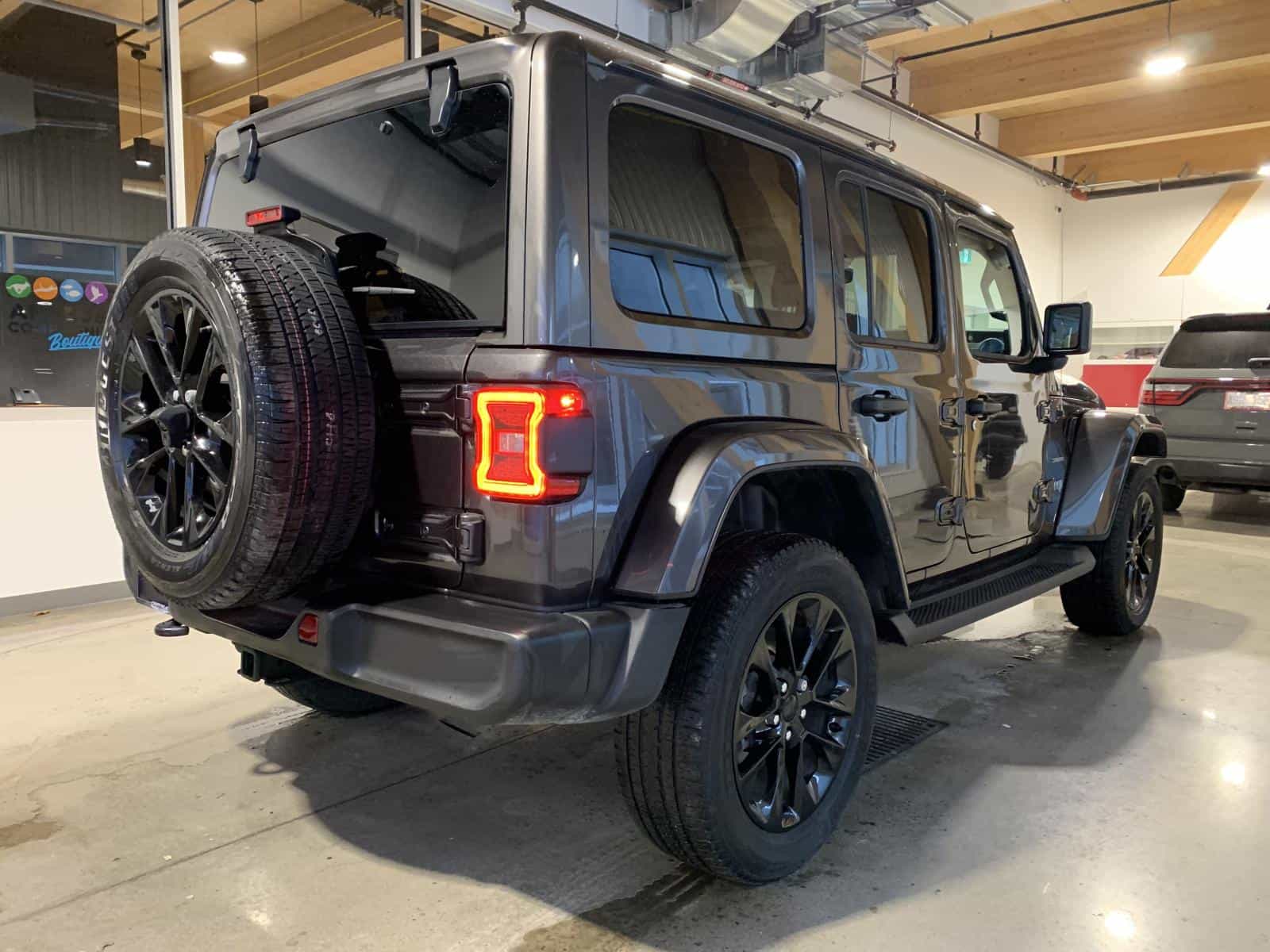 Image 5 Jeep WRANGLER UNLIMITED SAHARA 4xe Unlimited Sahara 2021