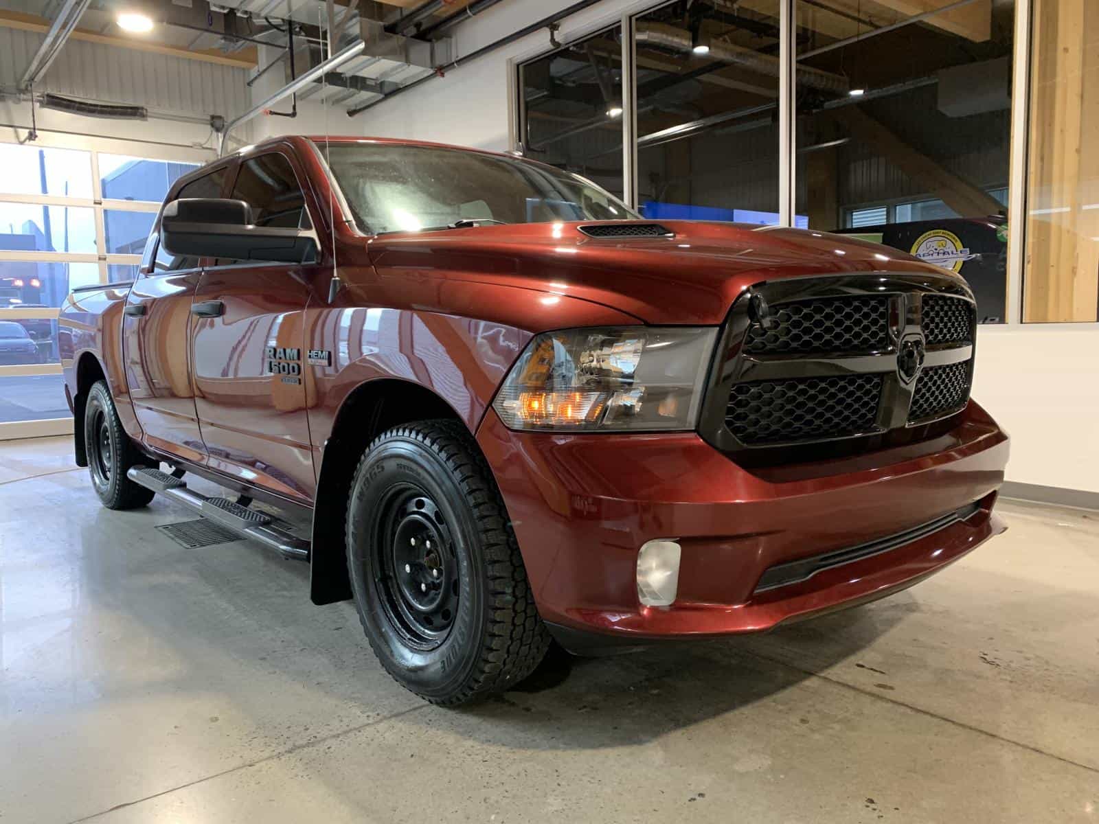 2021 RAM 1500 Classic SXT - Image 4
