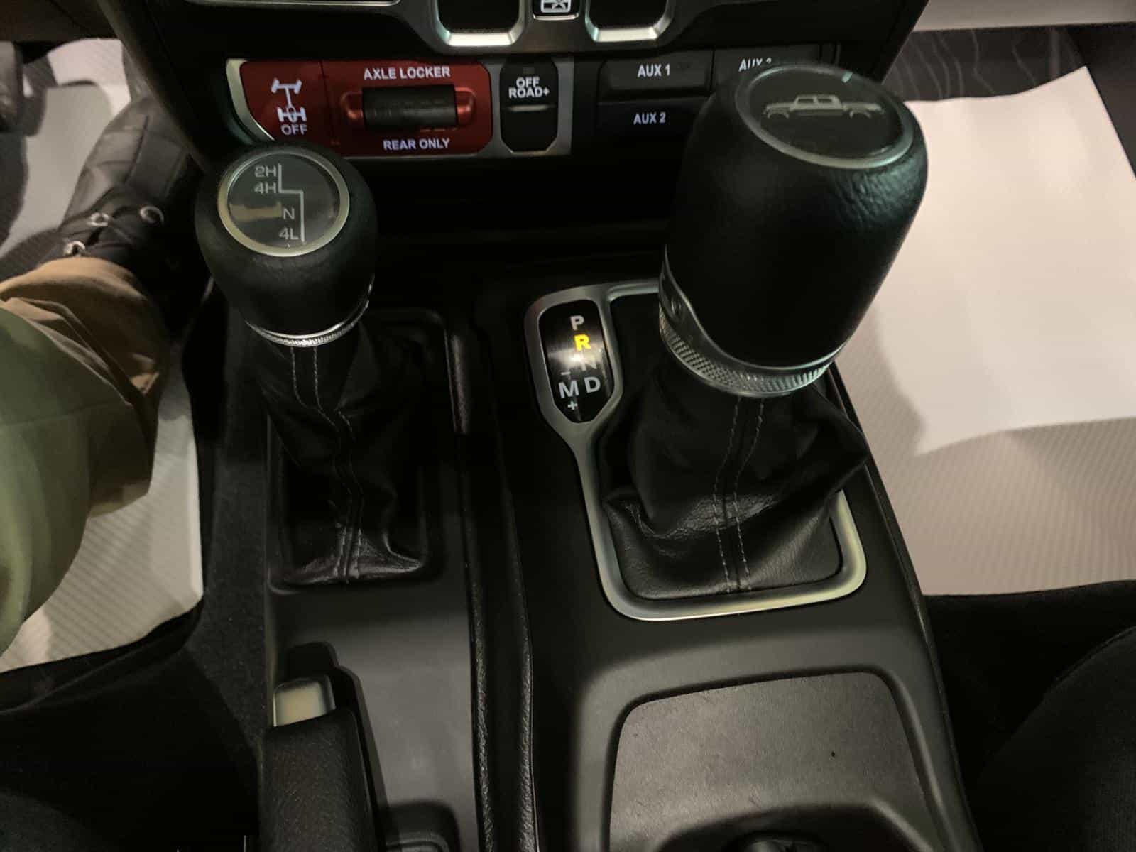 2024 Jeep Gladiator Willys - Image 18