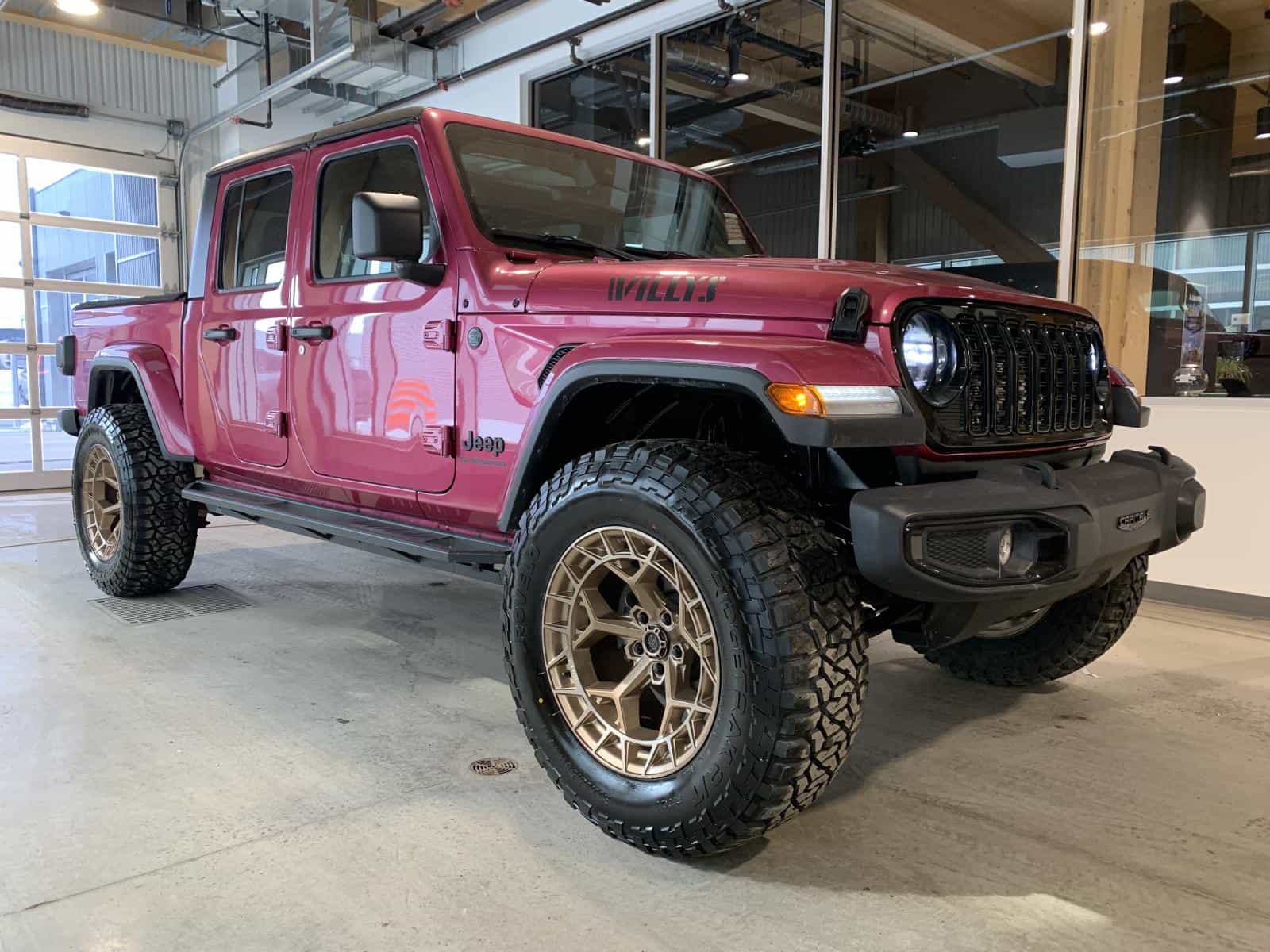 2024 Jeep Gladiator Willys - Image 6