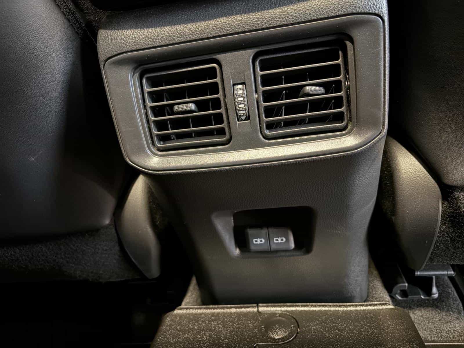 Image 12 Toyota Rav4 Prime XSE AWD 2023