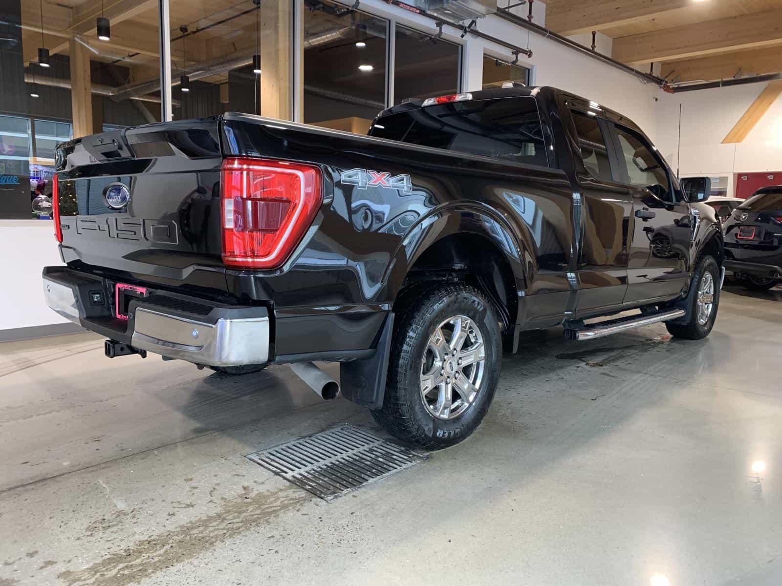 2021 Ford F150 F-150 XLT - Image 3