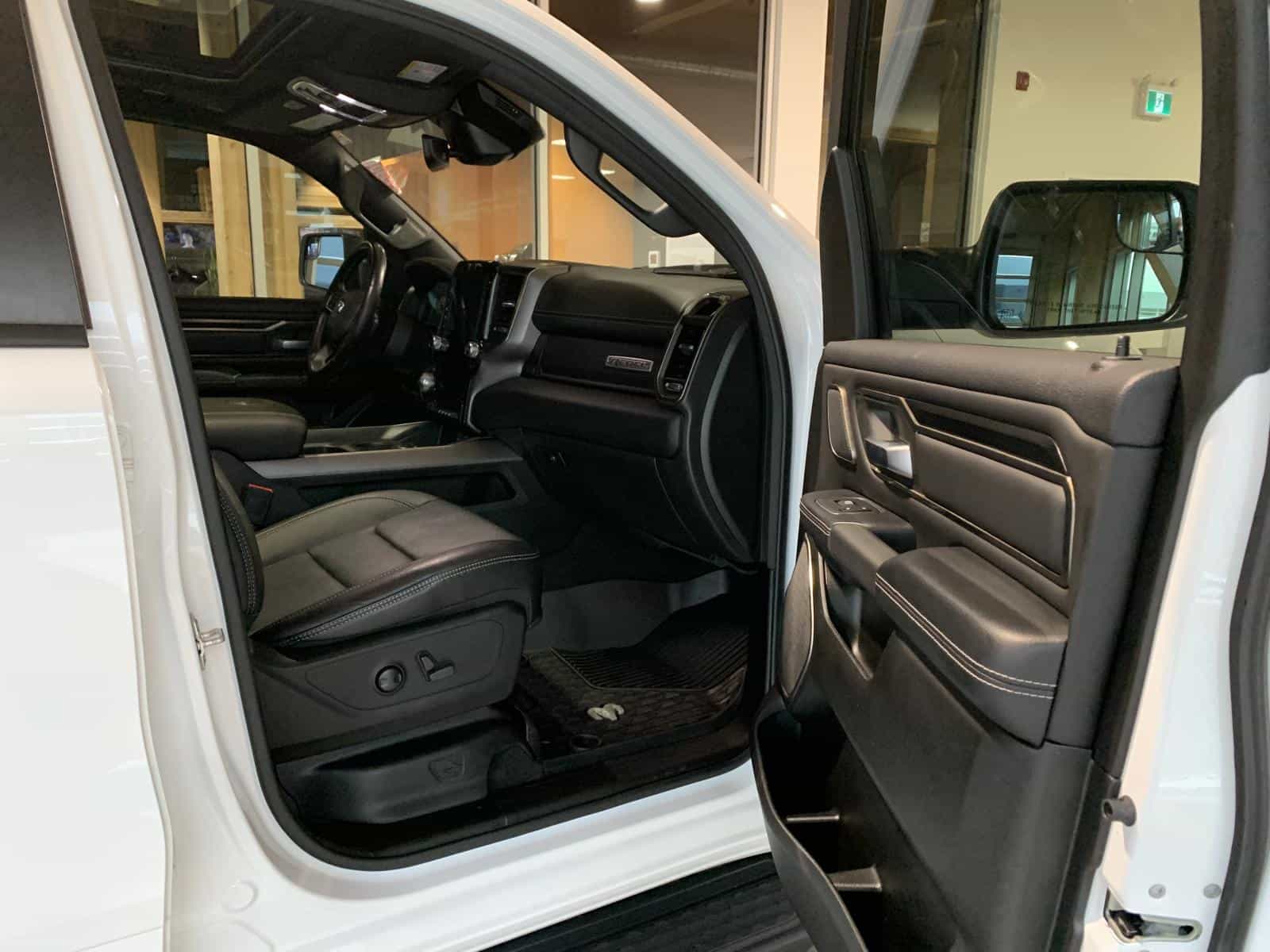 2023 RAM 1500 REBEL Rebel - Image 9