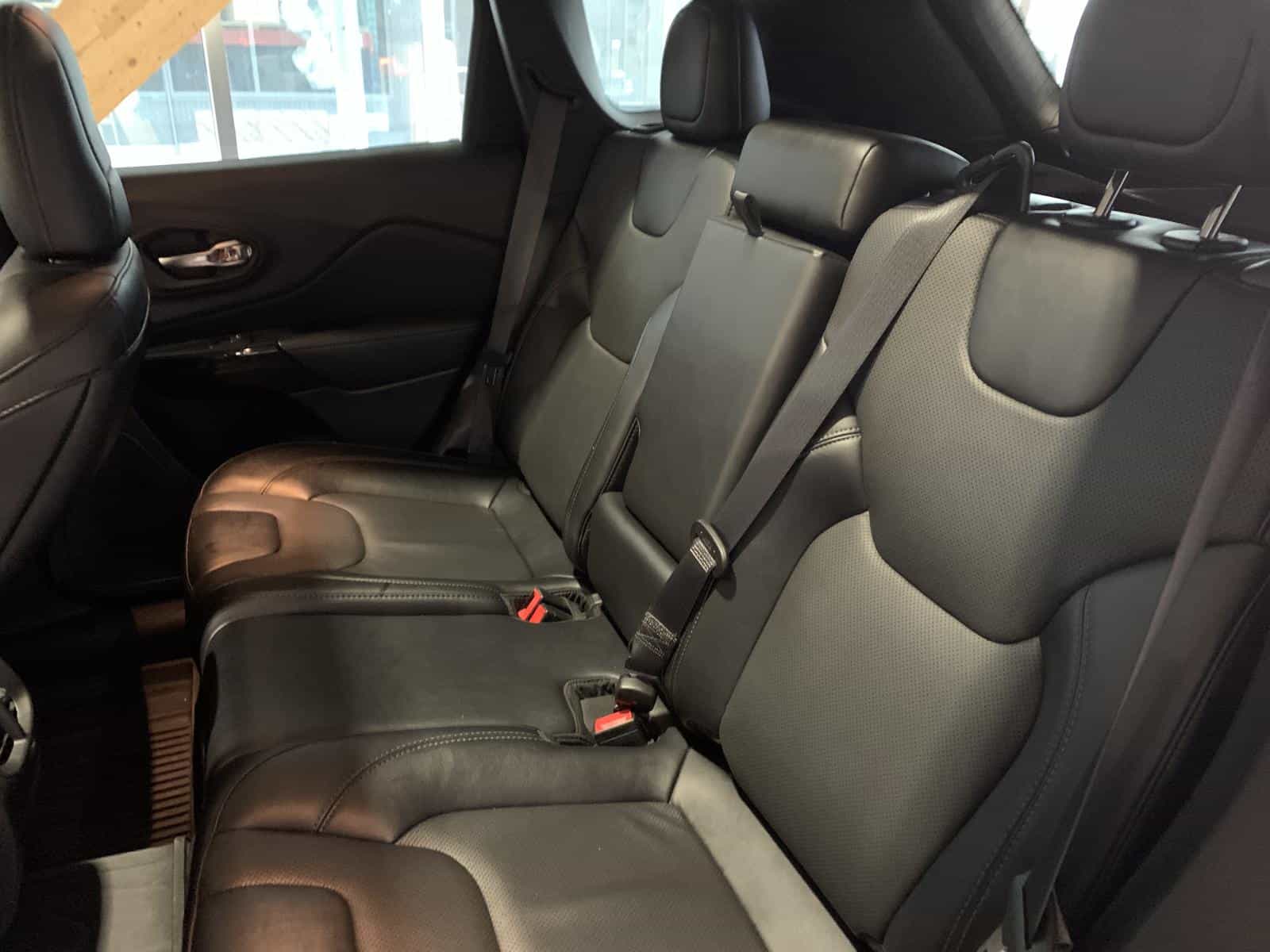 Image 13 Jeep Cherokee Altitude 2022