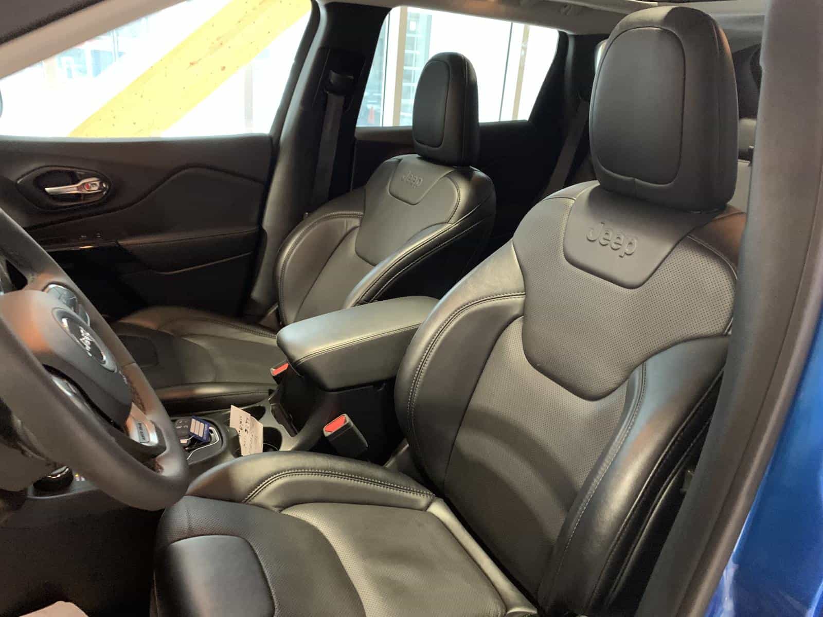 Image 12 Jeep Cherokee Altitude 2022