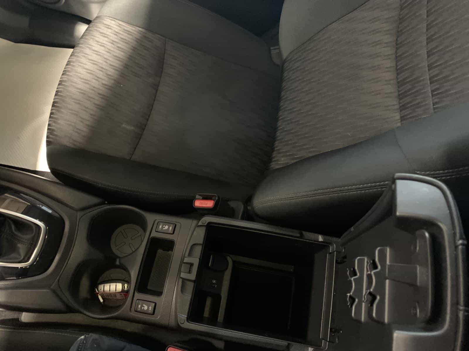 2020 Nissan Rogue SV - Image 25