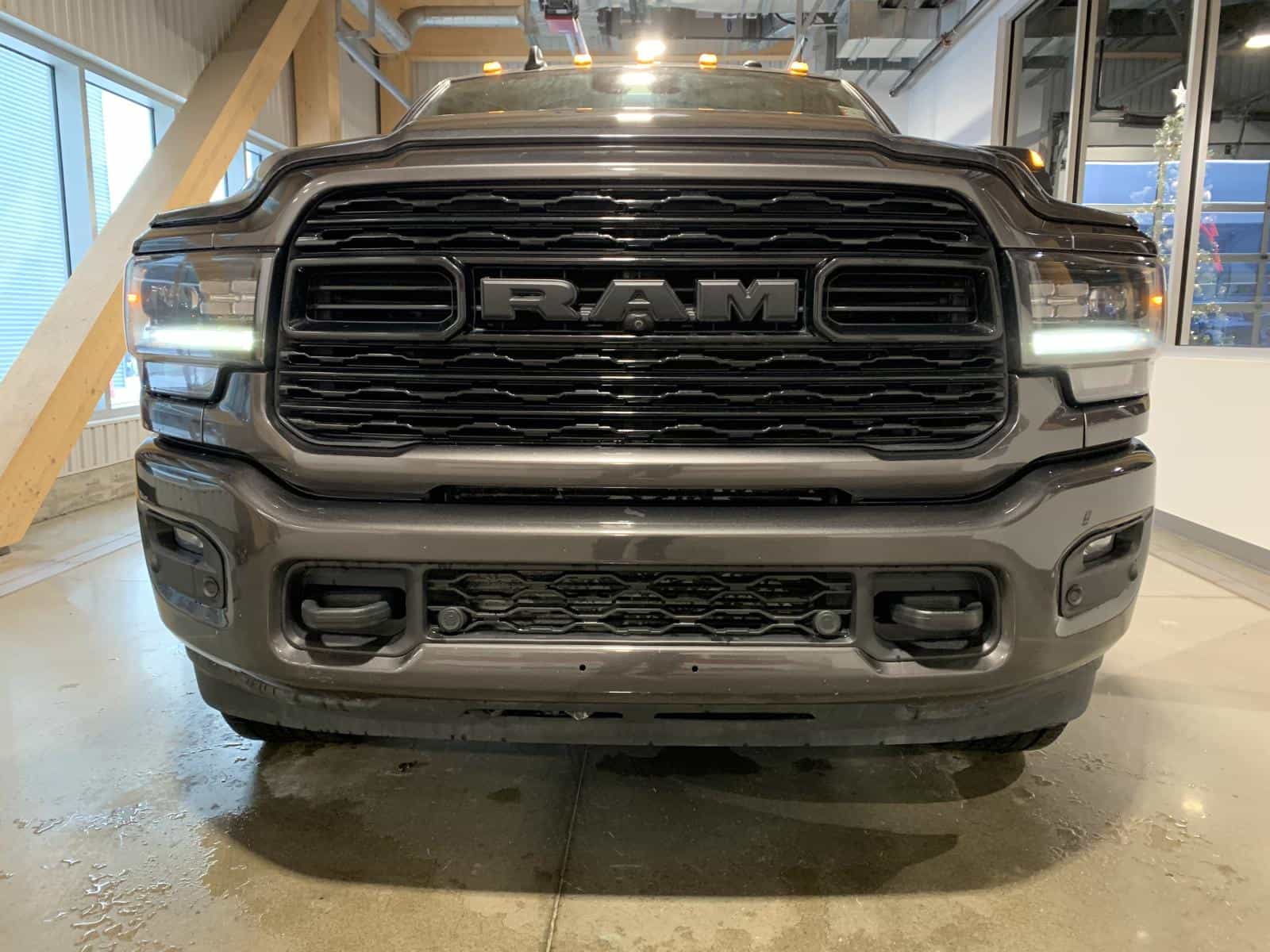 2022 RAM 2500 Limited Limited - Image 5