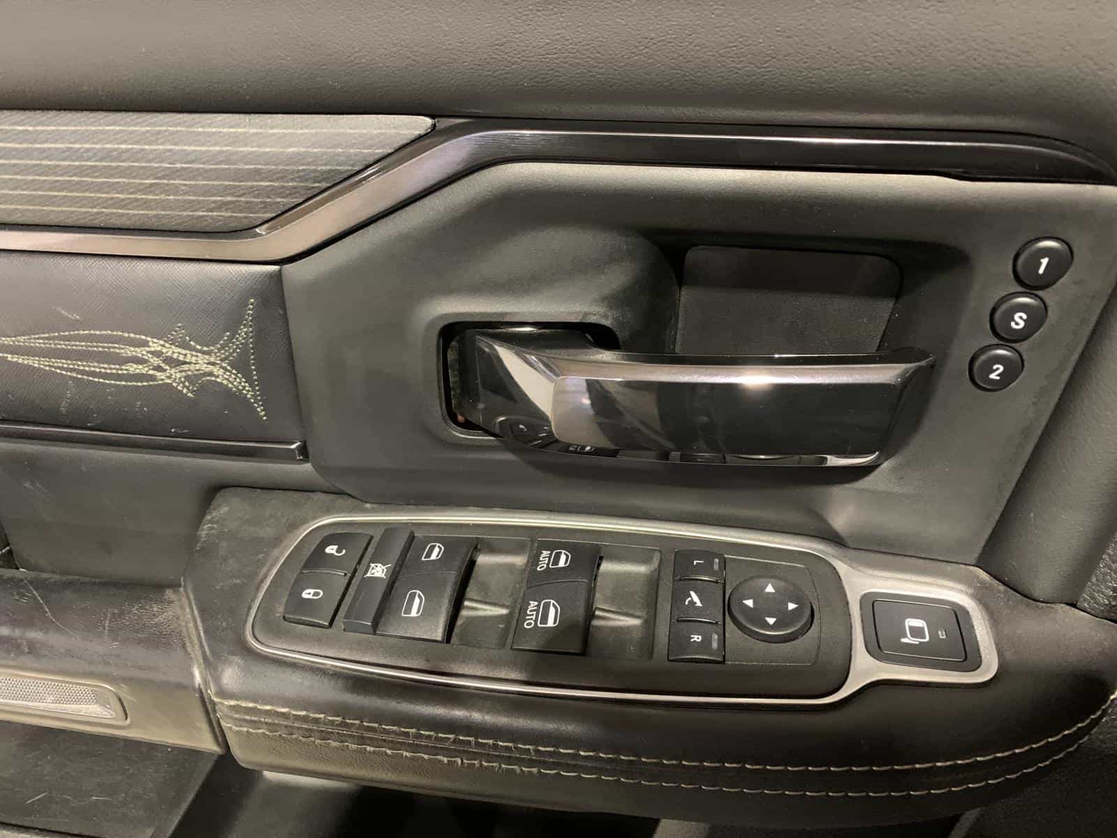 2022 RAM 2500 Limited Limited - Image 24