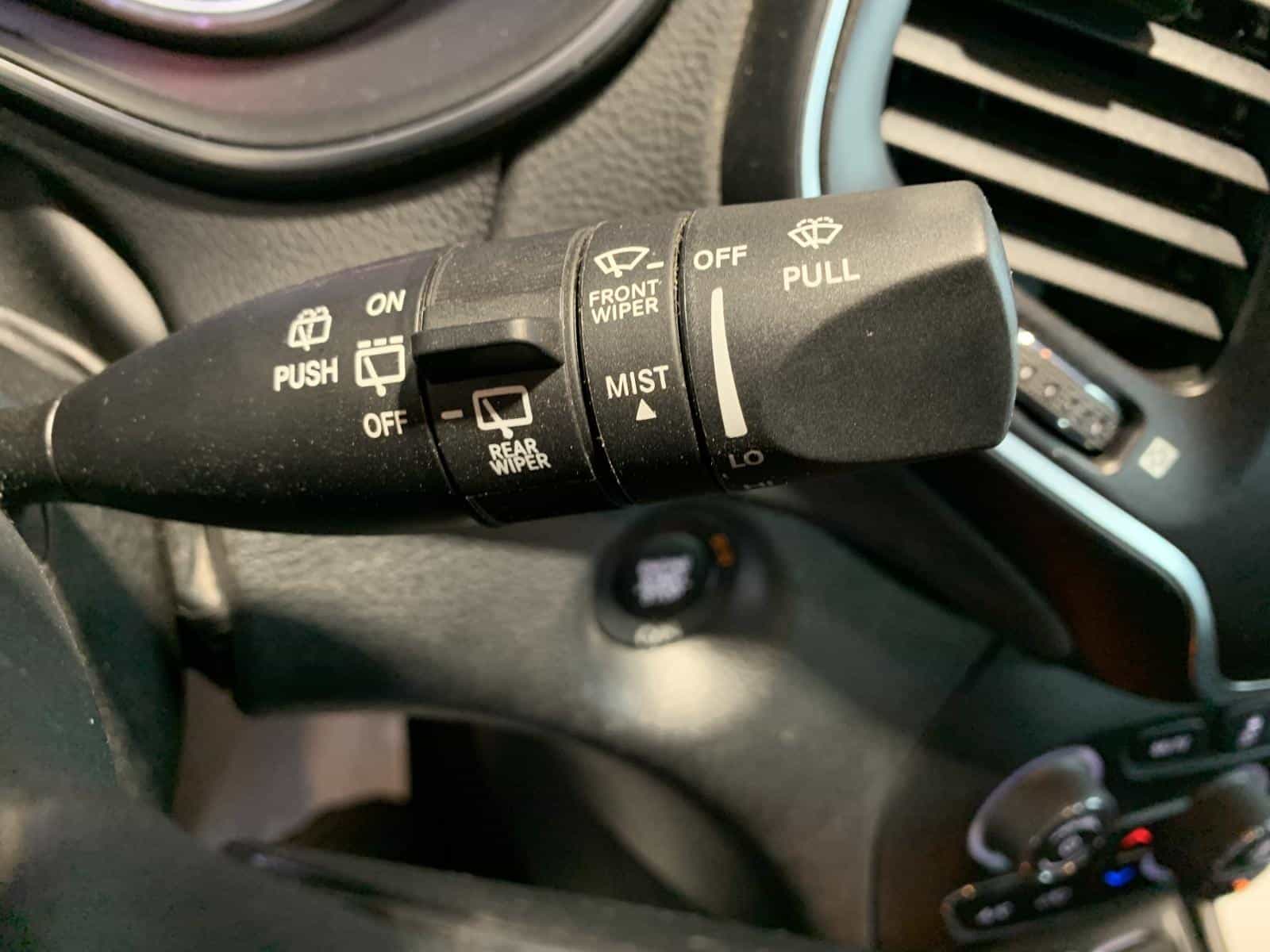 2022 Jeep Cherokee Trailhawk - Image 30