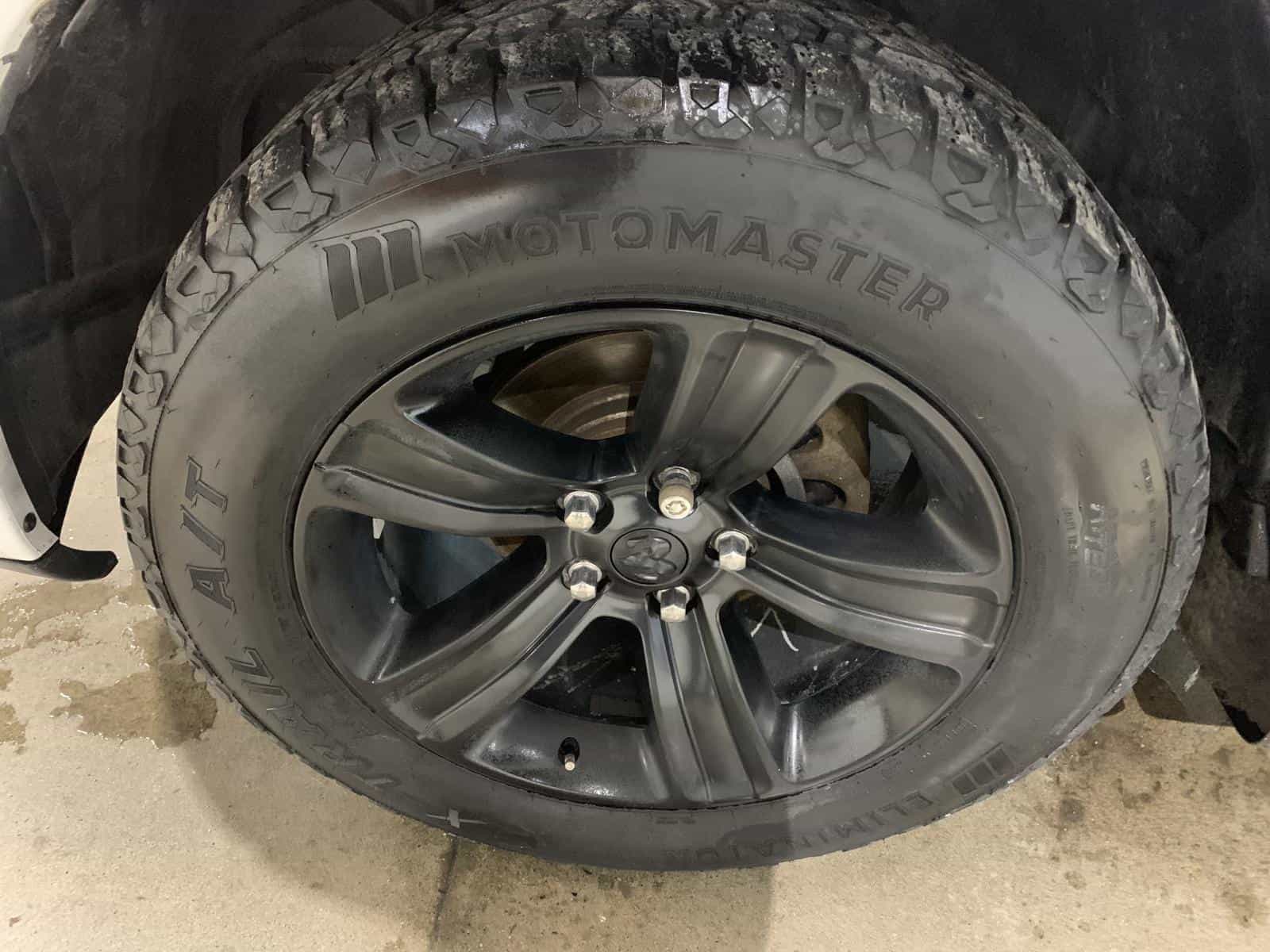 2017 RAM 1500 Sport - Image 5