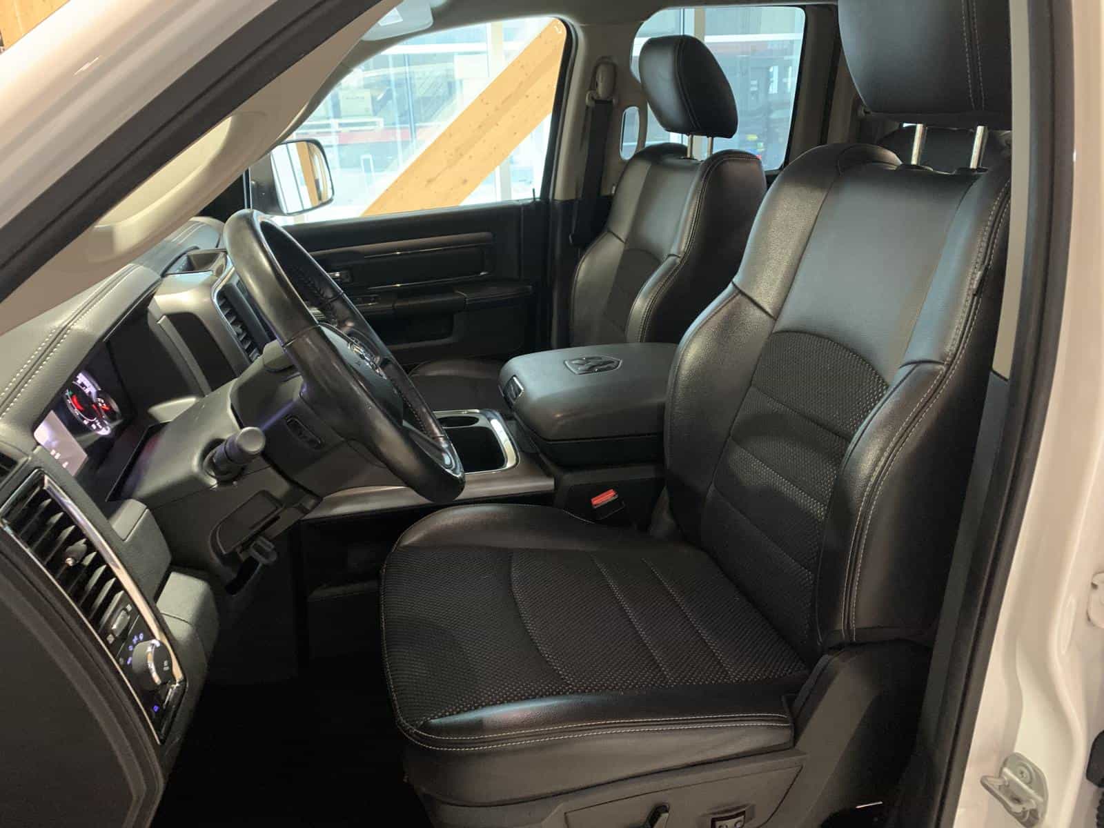 2017 RAM 1500 Sport - Image 10