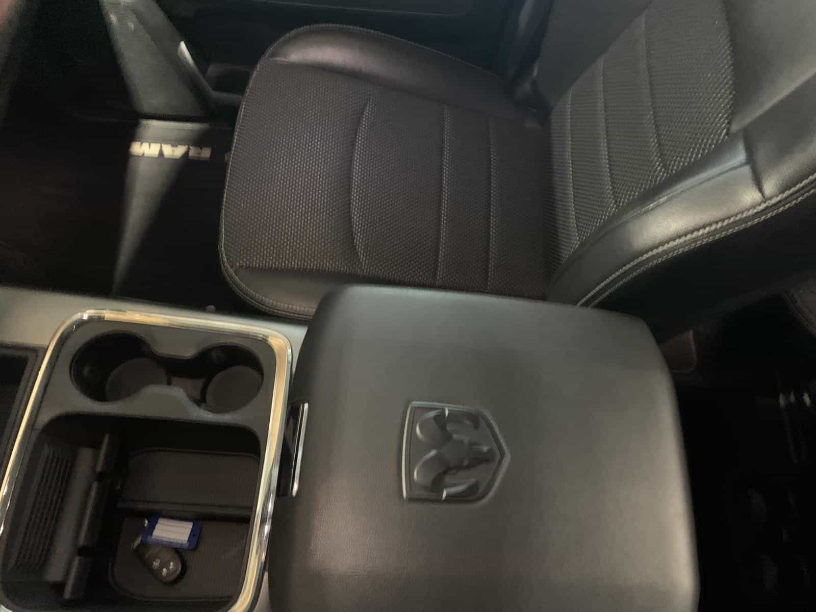 2017 RAM 1500 Sport - Image 25