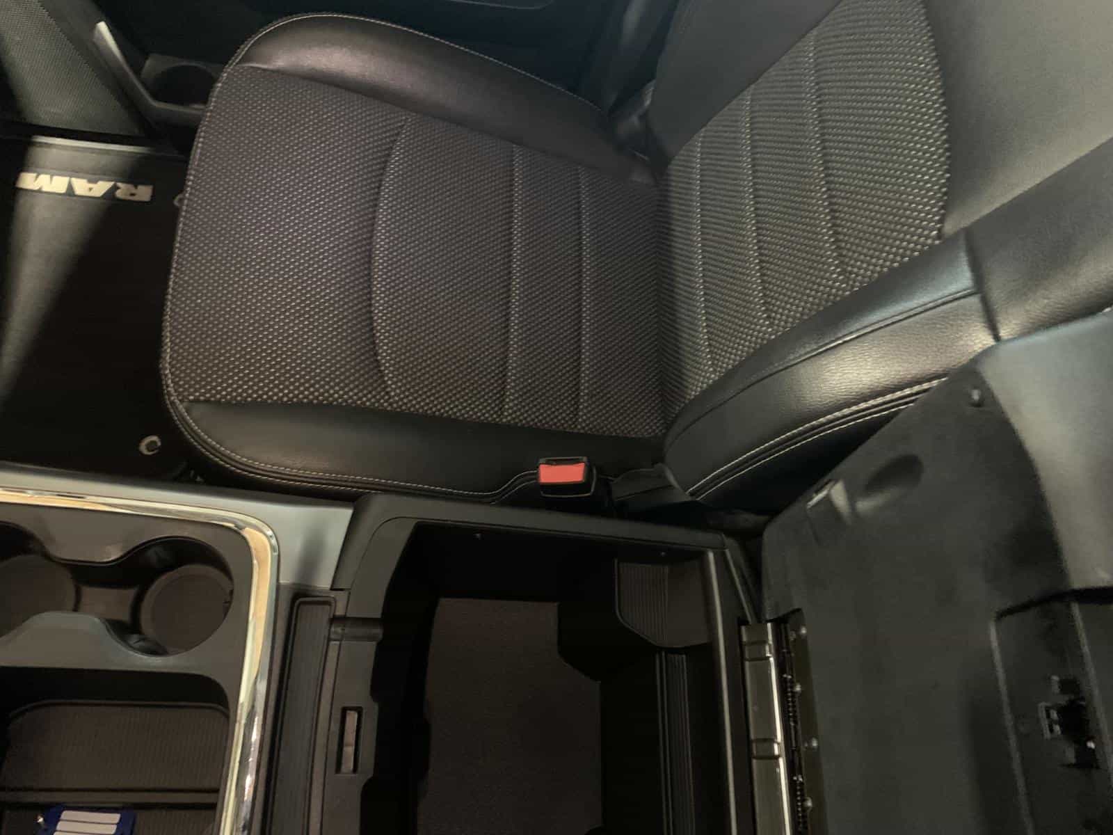 2017 RAM 1500 Sport - Image 27