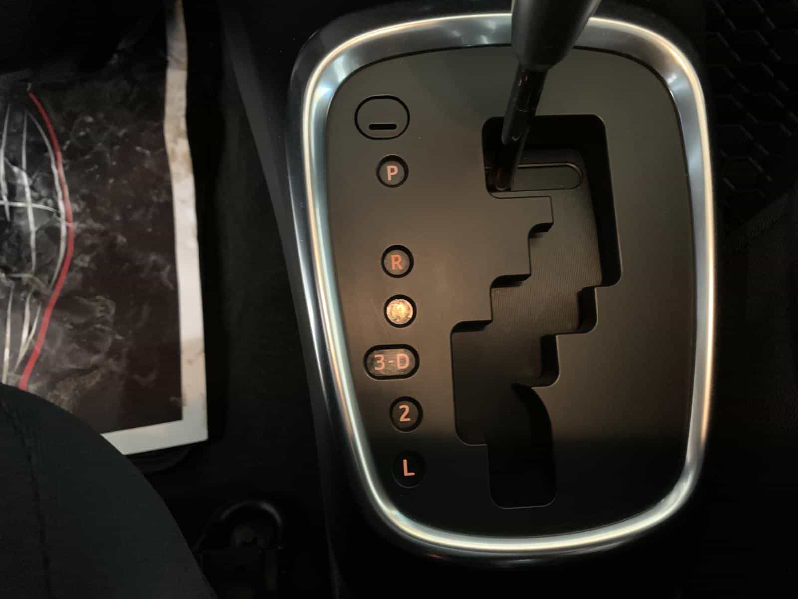 Image 14 Toyota Yaris SE 2015