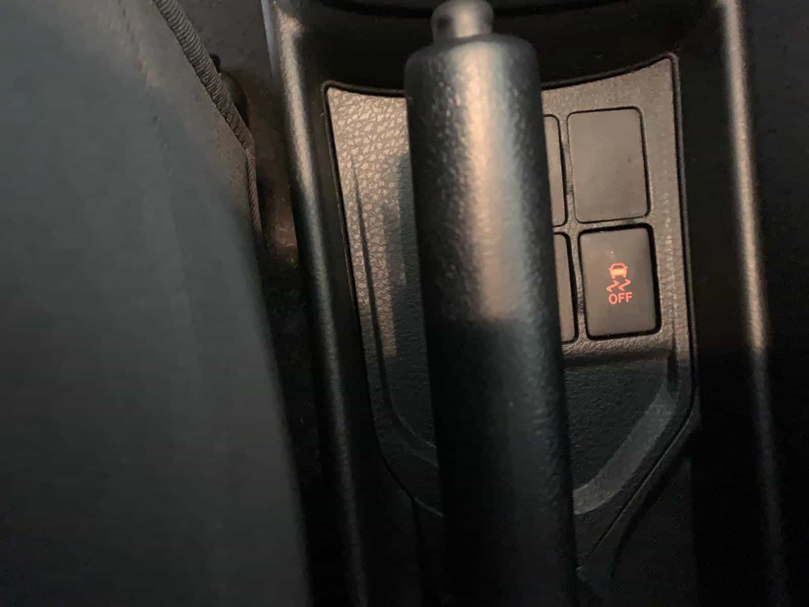 Image 15 Toyota Yaris SE 2015