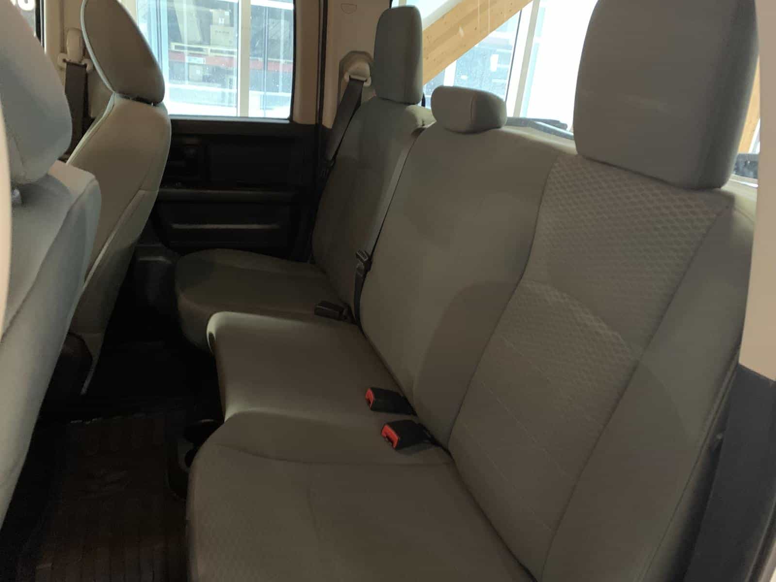 Image 11 RAM 1500 ST ST 2015