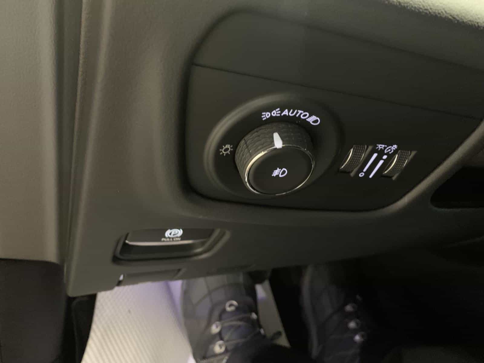 2023 Jeep Grand Cherokee Summit Reserve Summit Reserve - Image 24