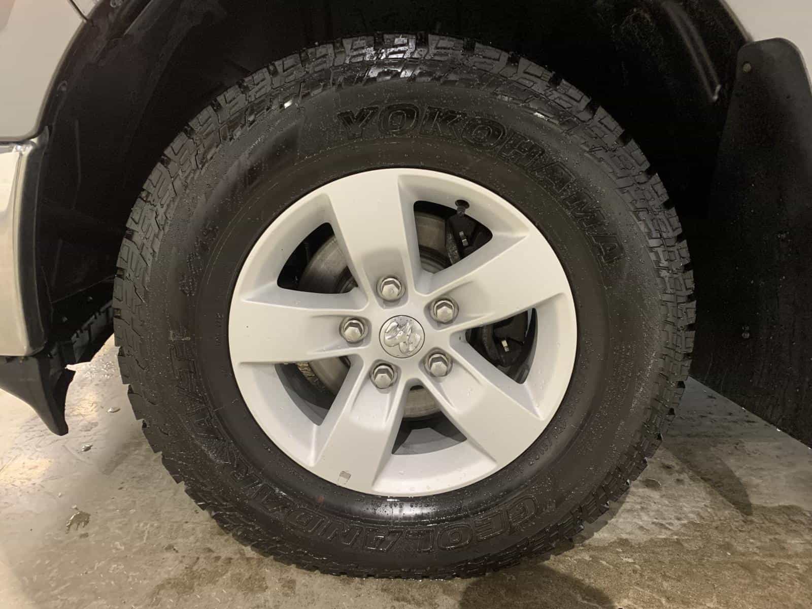 2023 RAM 1500 Classic SLT - Image 8