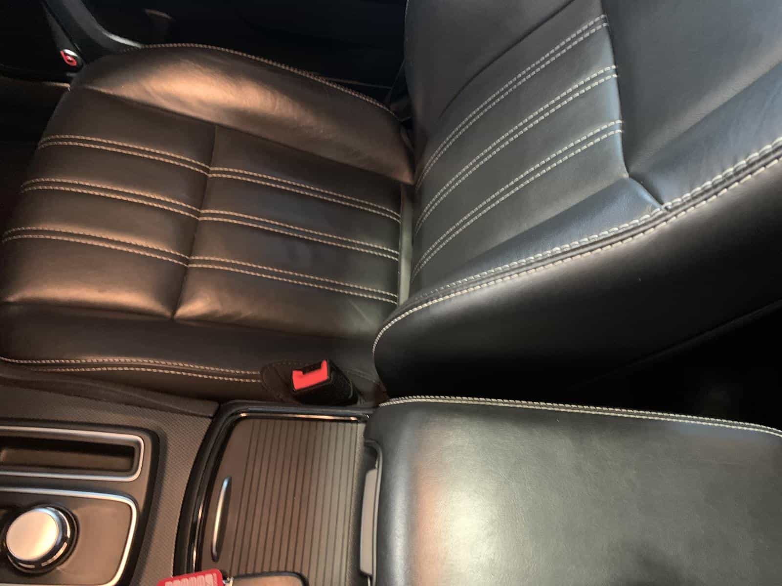 2015 Chrysler 300 S - Image 25