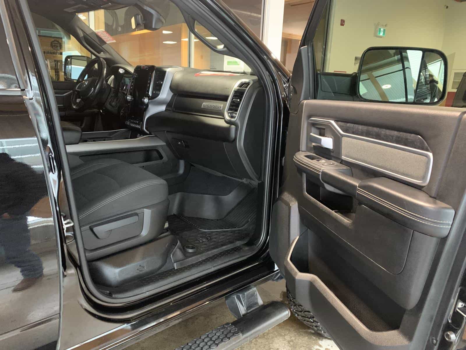 2022 RAM 2500 BIG HORN/LONE STAR Big Horn - Image 8