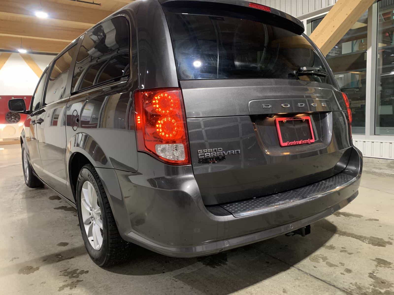 2020 Dodge Grand Caravan Premium Plus - Image 3