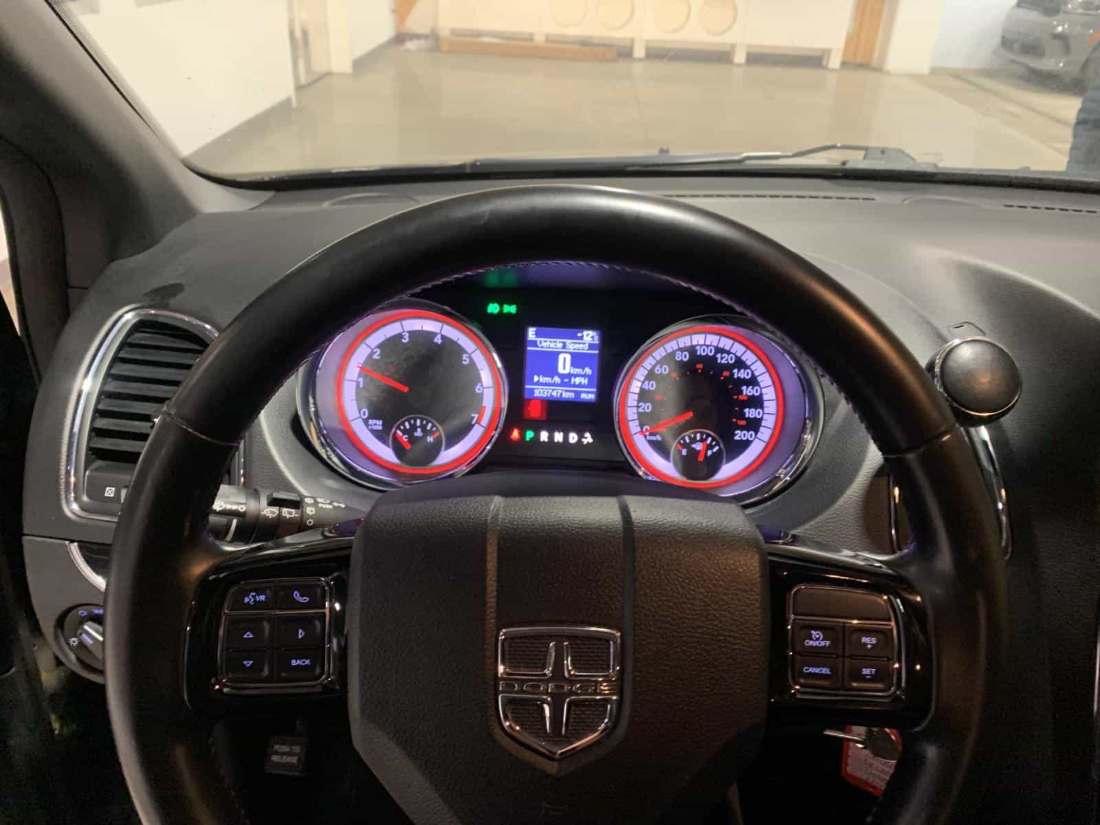 2020 Dodge Grand Caravan Premium Plus - Image 13