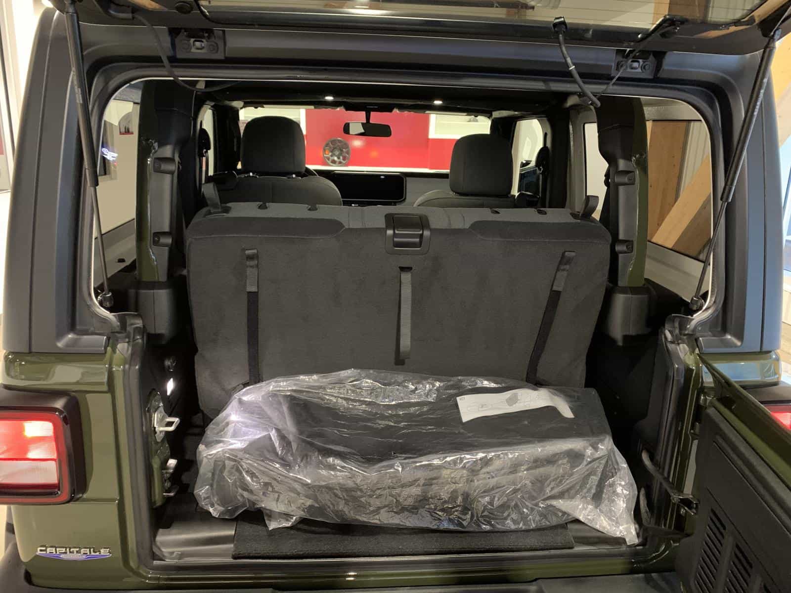 2024 Jeep Wrangler Sport Sport - Image 9