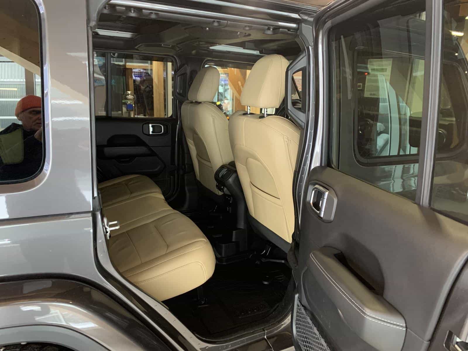 Image 10 Jeep WRANGLER UNLIMITED SAHARA Unlimited Sahara 2019