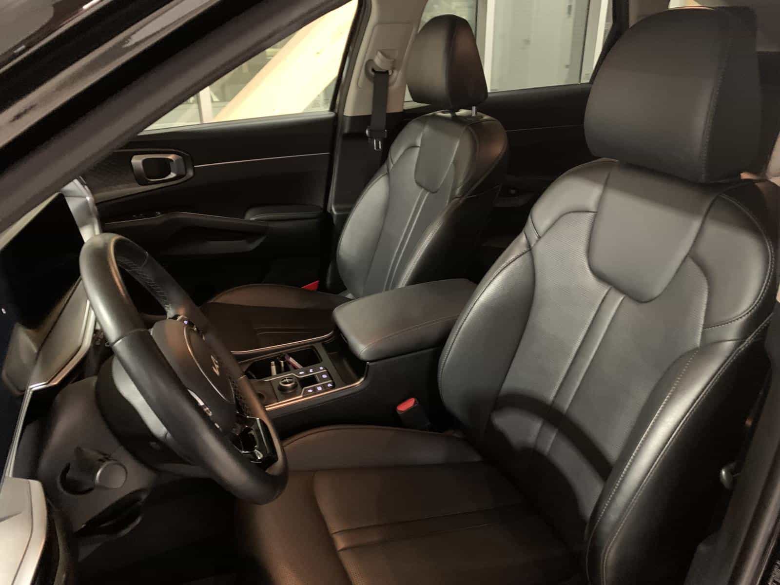 2024 Kia Sorento EX - Image 9