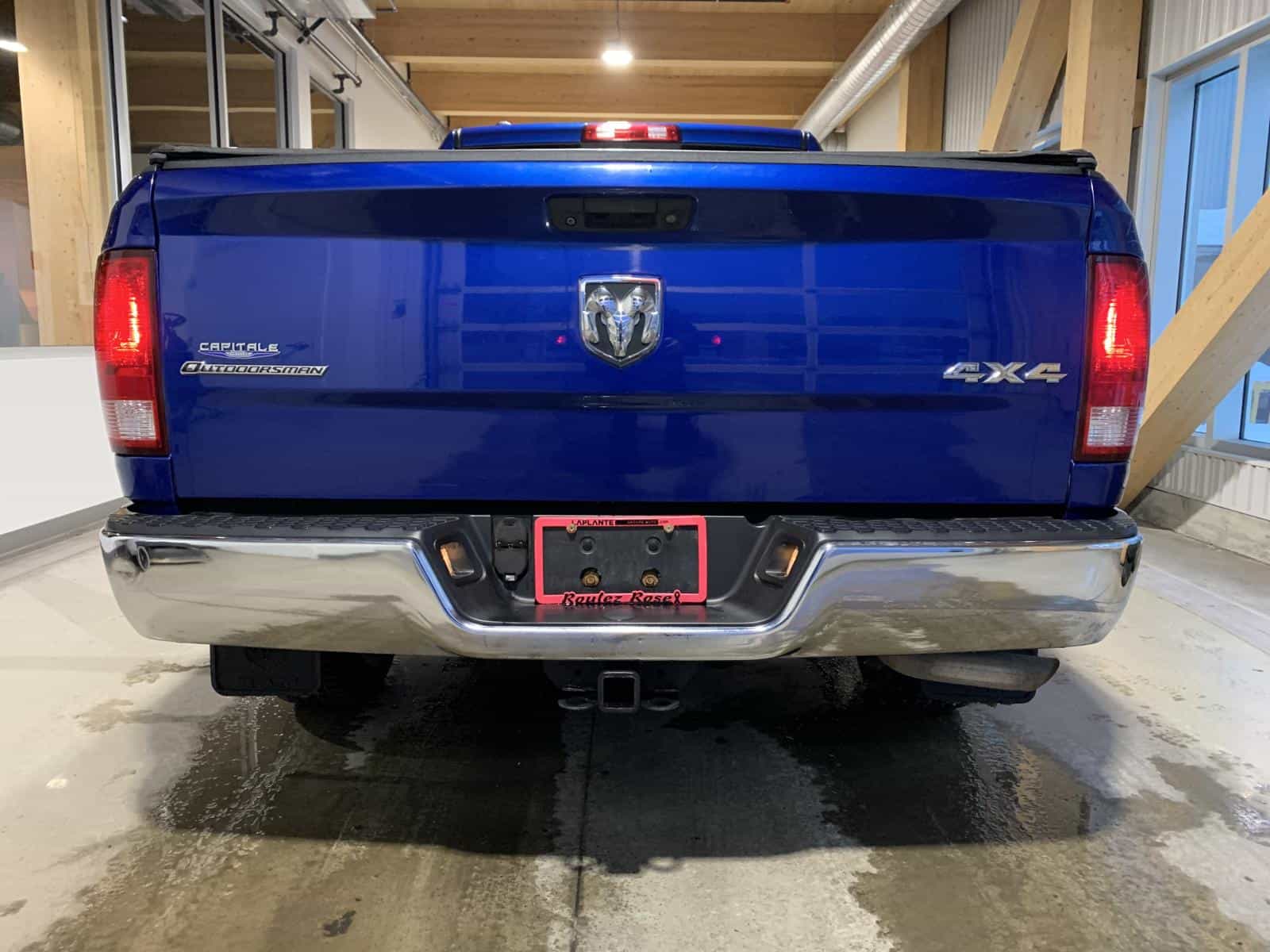 2017 RAM 1500 SLT - Image 3