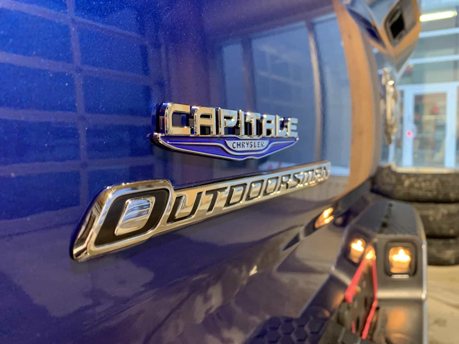 2017 RAM 1500 SLT SLT - Image 11