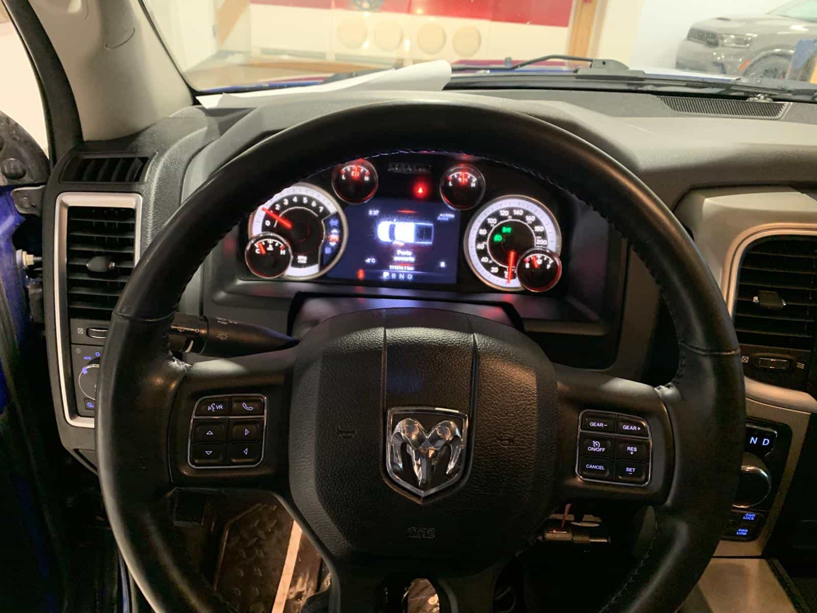 2017 RAM 1500 SLT - Image 16