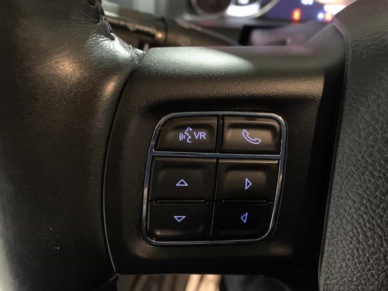 2017 RAM 1500 SLT - Image 21