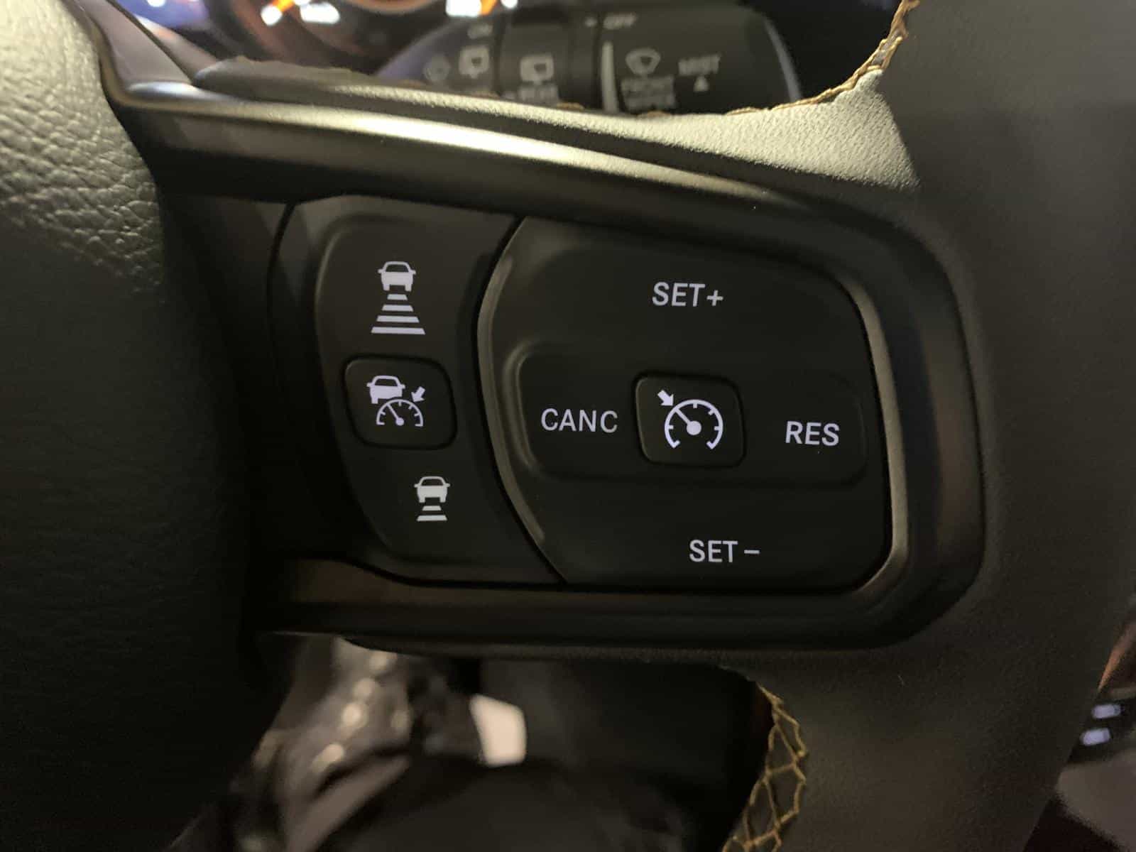 2024 Jeep Wrangler Sport Willys - Image 15