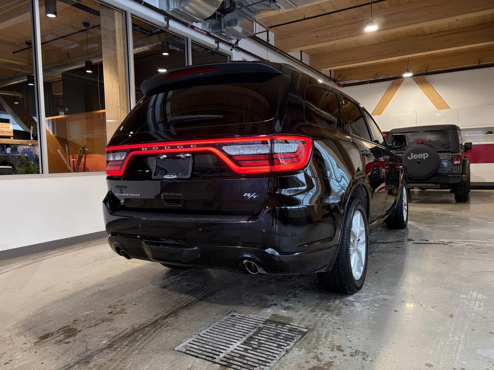 2025 Dodge Durango R/T - Image 5