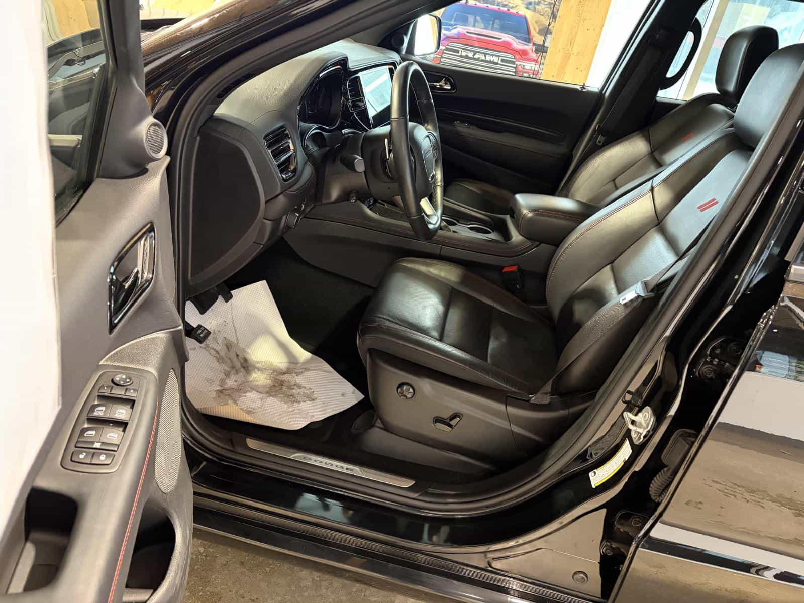 Image 17 Dodge Durango R/T 2025