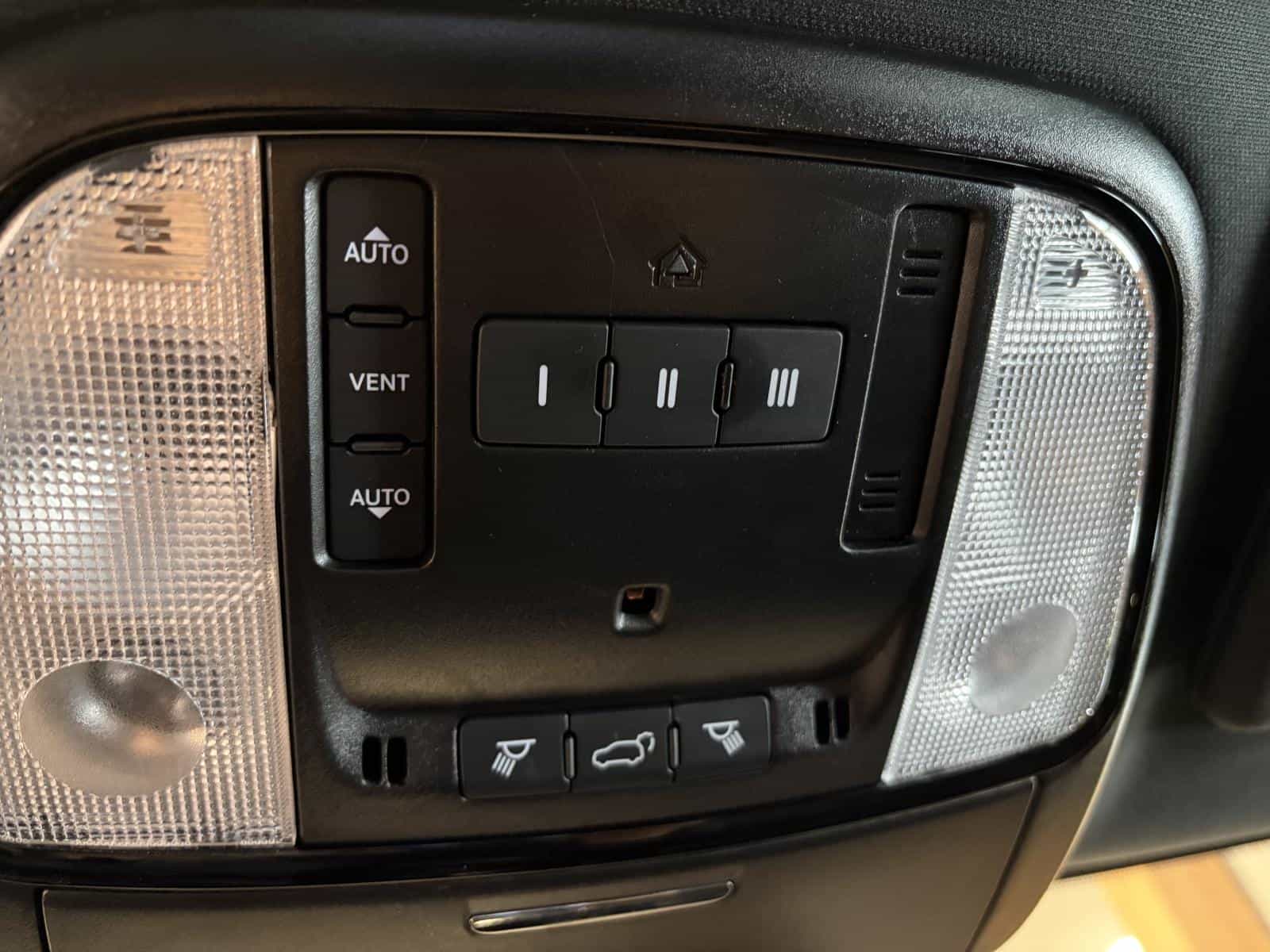 Image 30 Dodge Durango R/T 2025