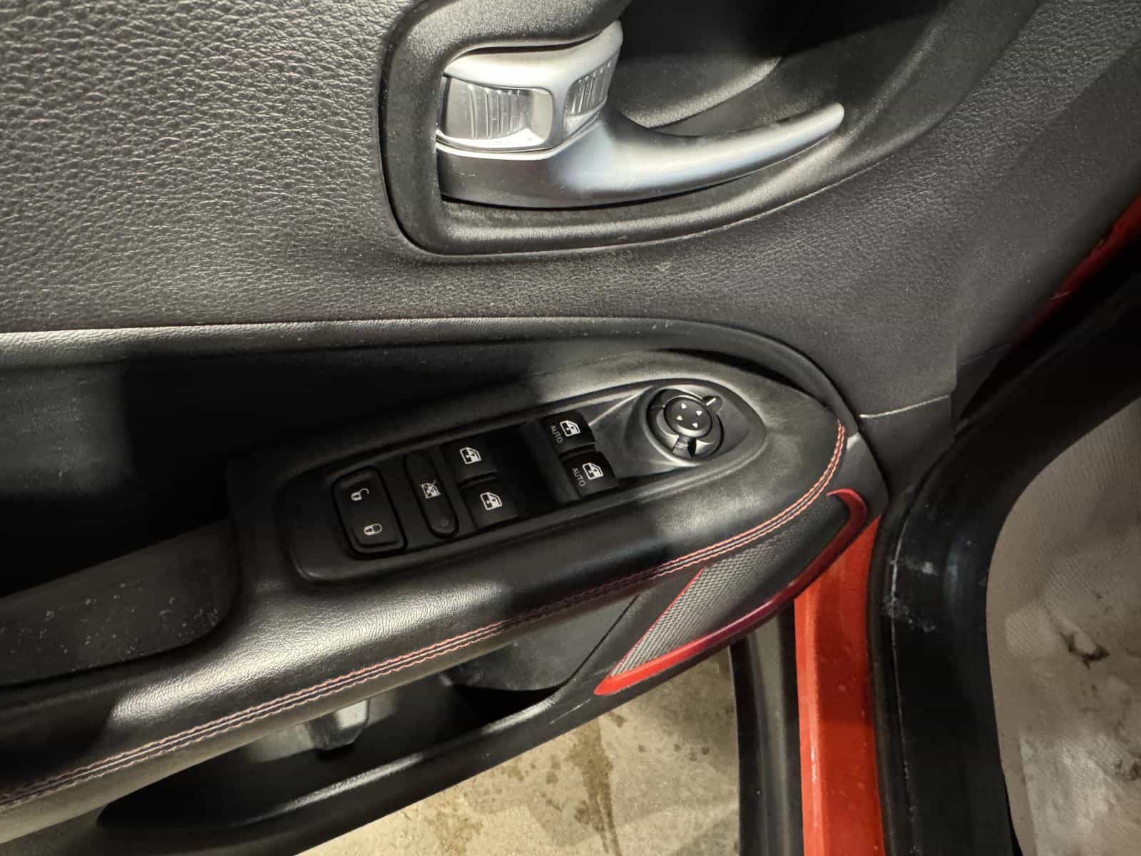 2018 Jeep Compass Trailhawk Trailhawk - Image 11