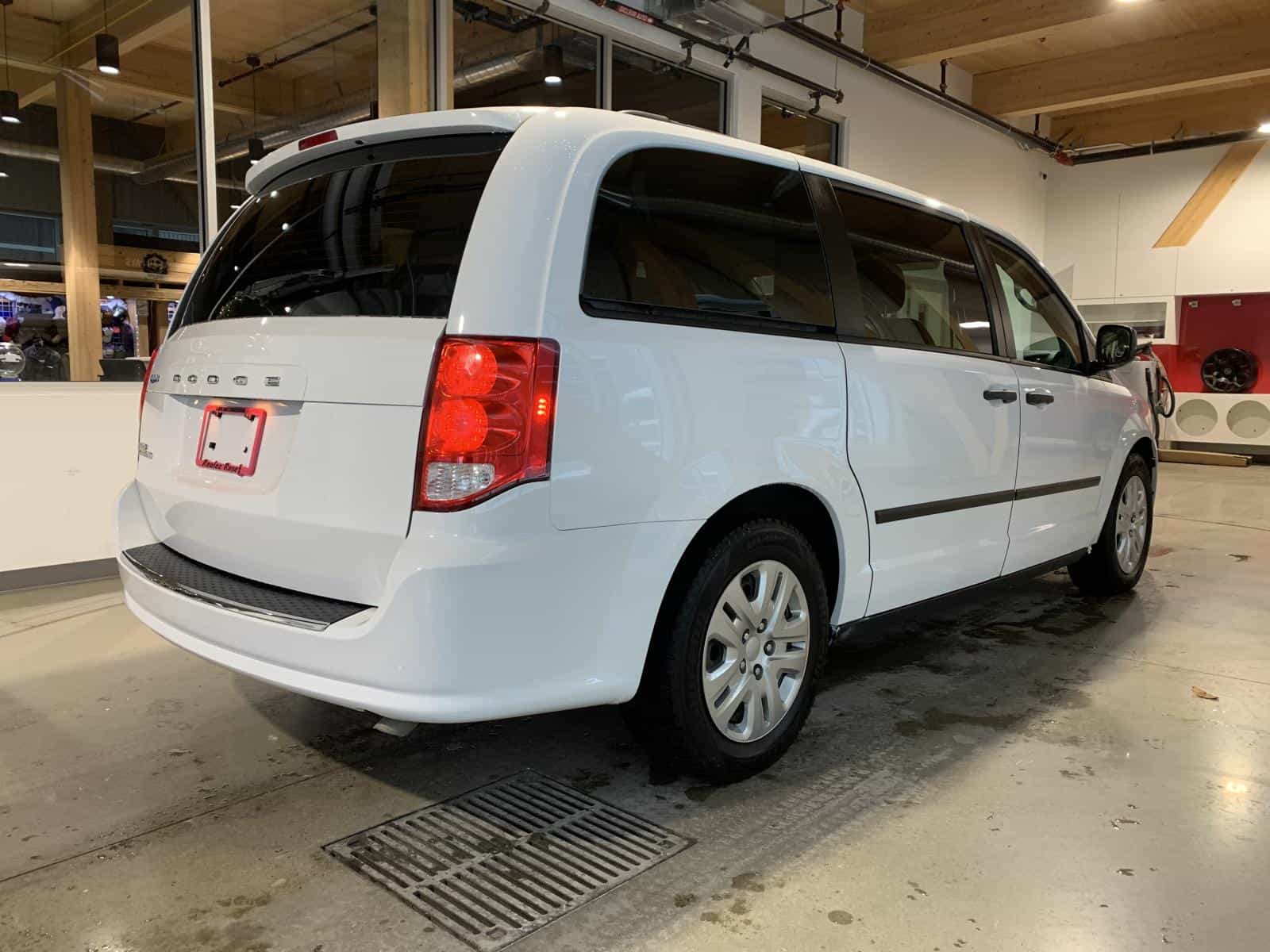 Image 3 Dodge Grand Caravan Canada Value Package 2017