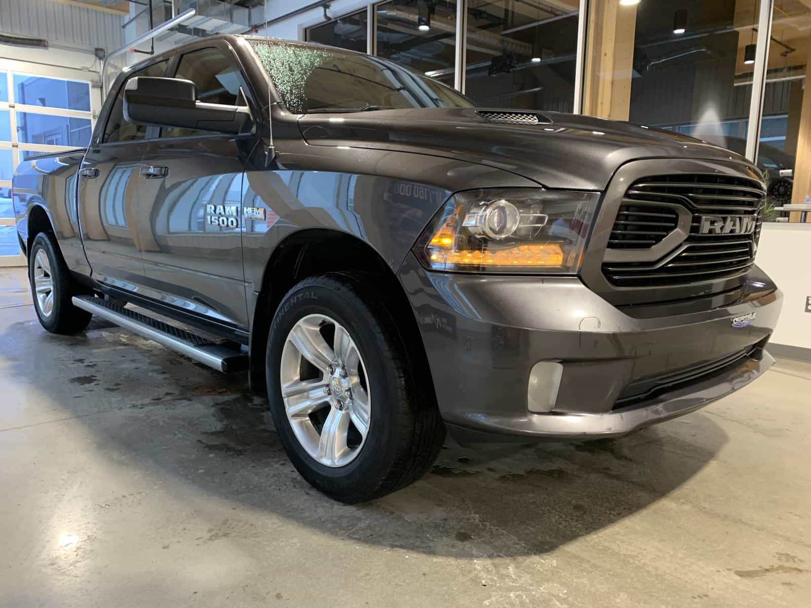 2018 RAM 1500 Sport - Image 4